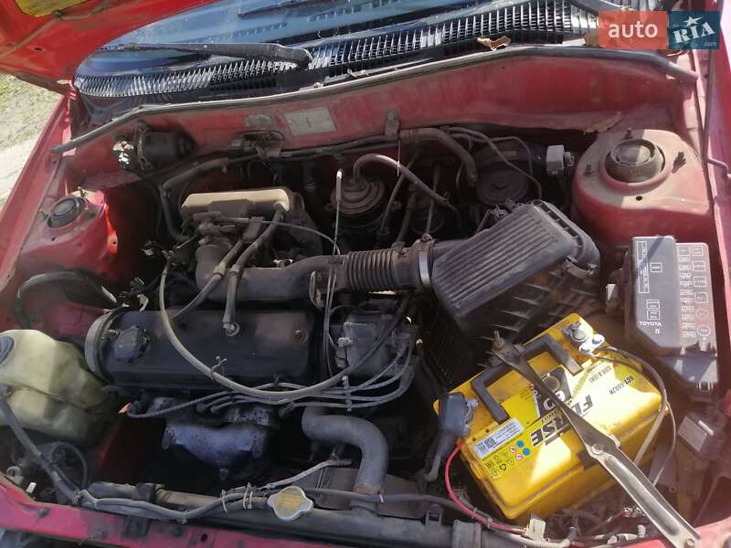 Хэтчбек Toyota Starlet 1994 в Никополе