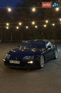 Купе Toyota Supra 2002 в Києві