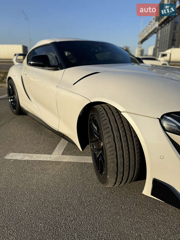 Купе Toyota Supra 2021 в Киеве