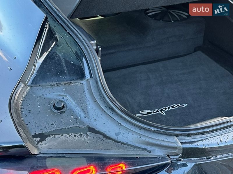 Купе Toyota Supra 2019 в Киеве фото 11 Купе Toyota Supra 2019 в Киеве