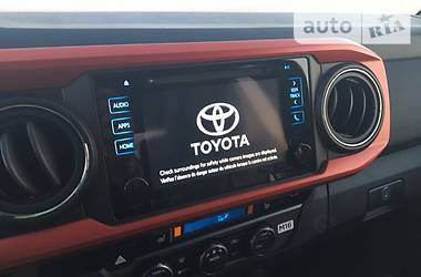 Пікап Toyota Tacoma 2016 в Києві