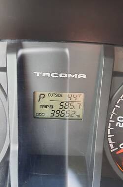 Пікап Toyota Tacoma 2017 в Кривому Розі