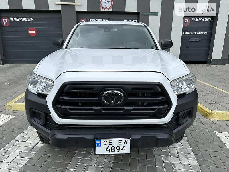 Пикап Toyota Tacoma 2018 в Львове