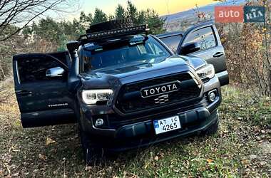 Пикап Toyota Tacoma 2018 в Калуше