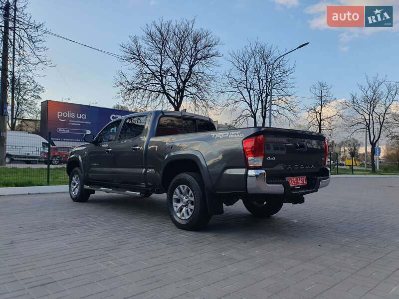 Пикап Toyota Tacoma 2017 в Киеве