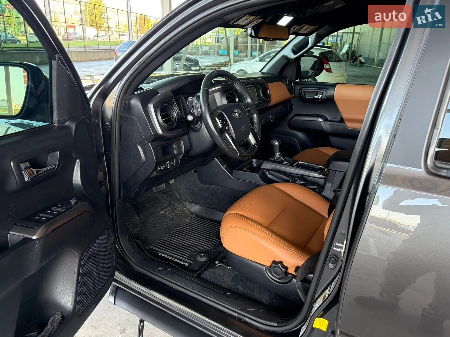 2018 Toyota Tacoma - мініатюра 19