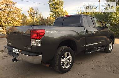 Пикап Toyota Tundra 2013 в Львове