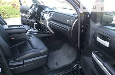 Пікап Toyota Tundra 2014 в 