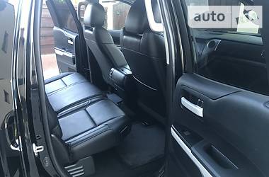 Пікап Toyota Tundra 2014 в 