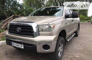 Пикап Toyota Tundra 2007 в Чернигове