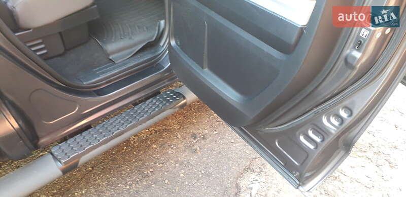 Пикап Toyota Tundra 2017 в Мостиске