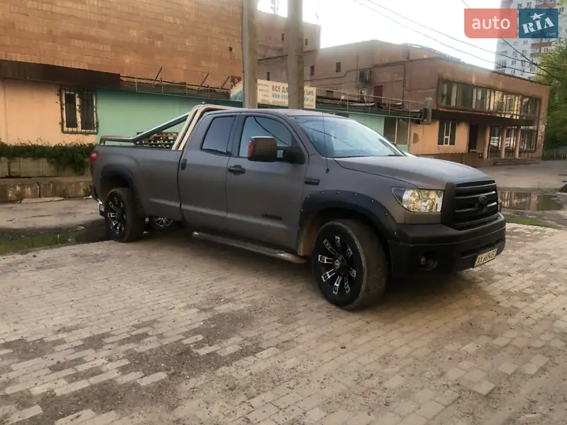 Toyota Tundra