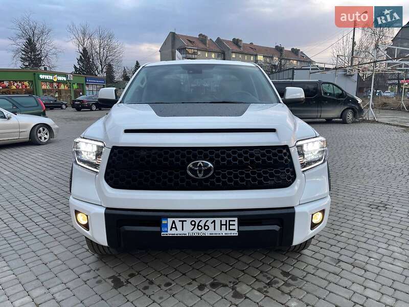 Пікап Toyota Tundra 2018 в Коломиї