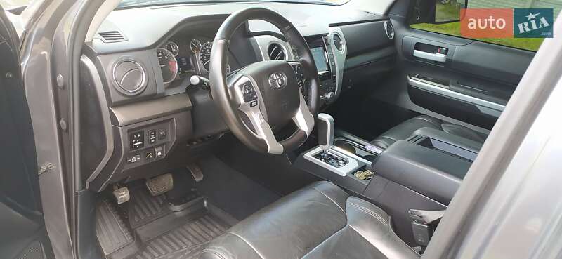 Пикап Toyota Tundra 2014 в Киеве