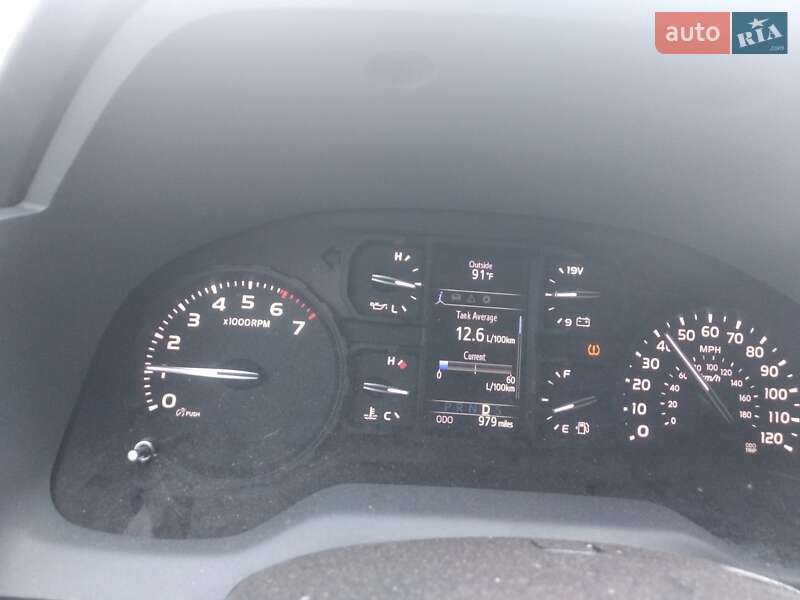Пікап Toyota Tundra 2021 в Києві