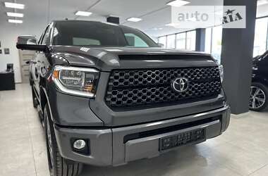 Пікап Toyota Tundra 2019 в Тернополі