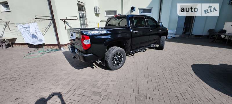 Пикап Toyota Tundra 2019 в Львове