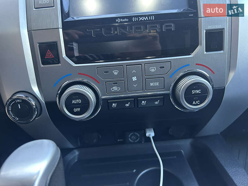 Пікап Toyota Tundra 2019 в Львові