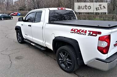 Пікап Toyota Tundra 2016 в Одесі