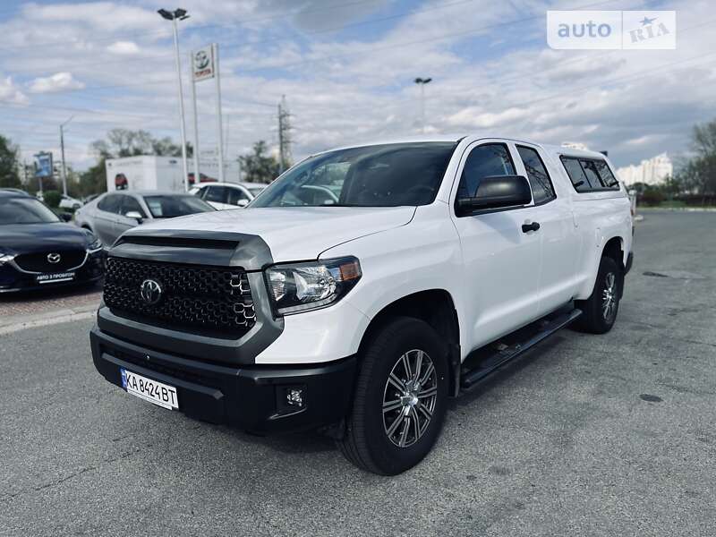 Пікап Toyota Tundra 2018 в Києві