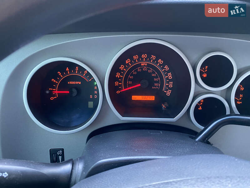 Пікап Toyota Tundra 2008 в Києві