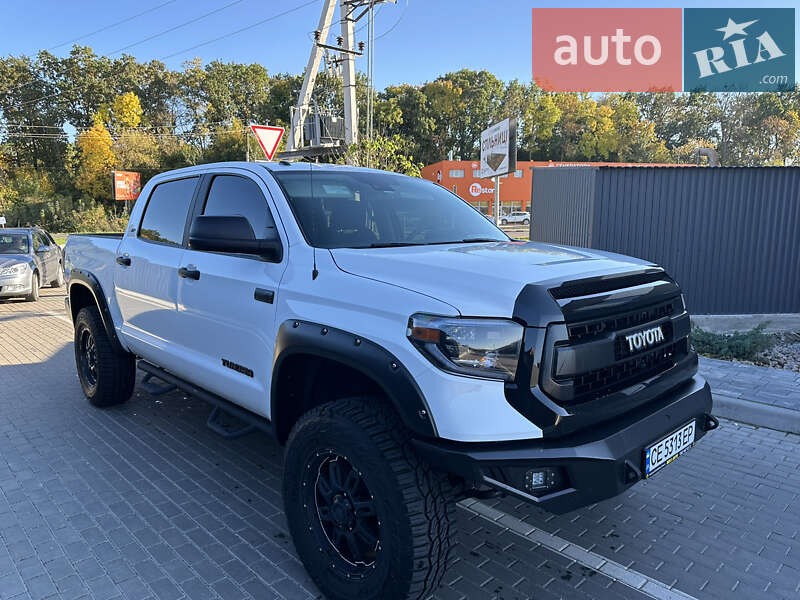 Пікап Toyota Tundra 2018 в Луцьку