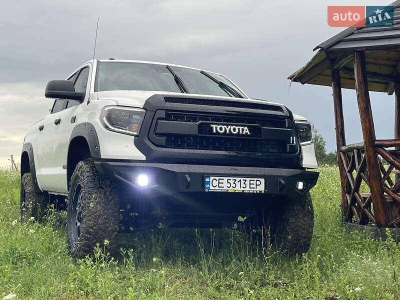 Пікап Toyota Tundra 2018 в Луцьку