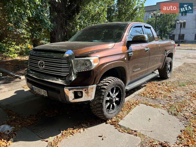 Пікап Toyota Tundra 2013 в Смілі