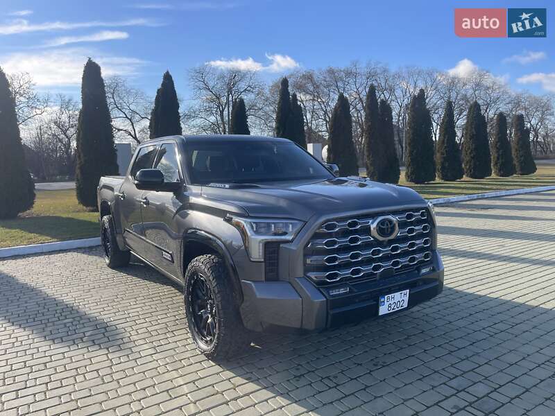 Пикап Toyota Tundra 2023 в Одессе