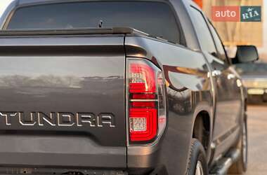 Пикап Toyota Tundra 2019 в 