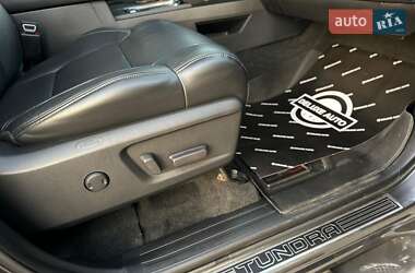 Пикап Toyota Tundra 2019 в 