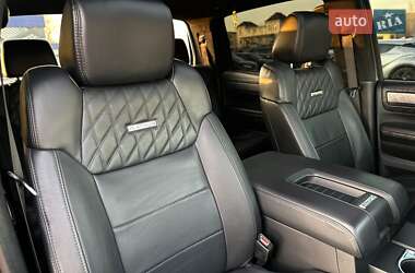 Пикап Toyota Tundra 2019 в 