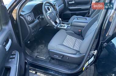 Пикап Toyota Tundra 2020 в 