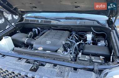 Пикап Toyota Tundra 2020 в 