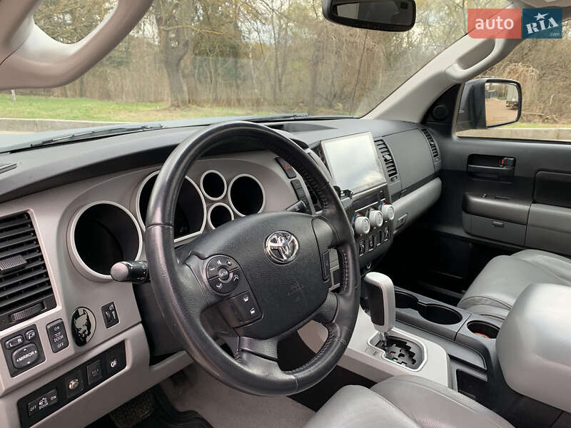 Пікап Toyota Tundra 2011 в Житомирі