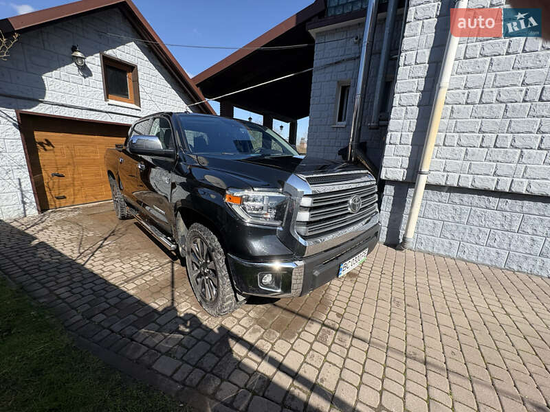 Пікап Toyota Tundra 2019 в Львові