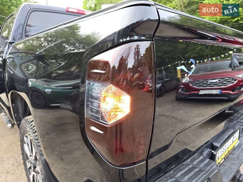 Пікап Toyota Tundra 2019 в Львові