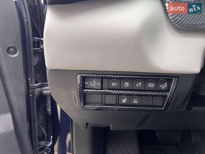 Пикап Toyota Tundra 2023 в Львове фото 40 Пикап Toyota Tundra 2023 в Львове