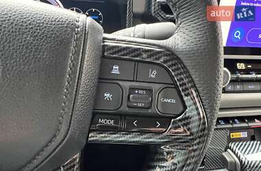 Пикап Toyota Tundra 2023 в 