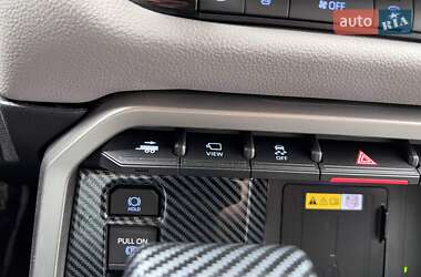 Пикап Toyota Tundra 2023 в 