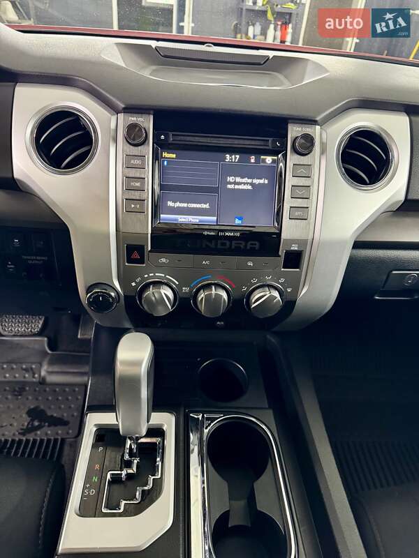 Пікап Toyota Tundra 2018 в Дніпрі