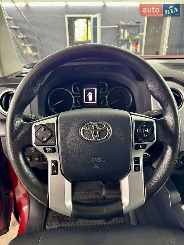 Пікап Toyota Tundra 2018 в Дніпрі