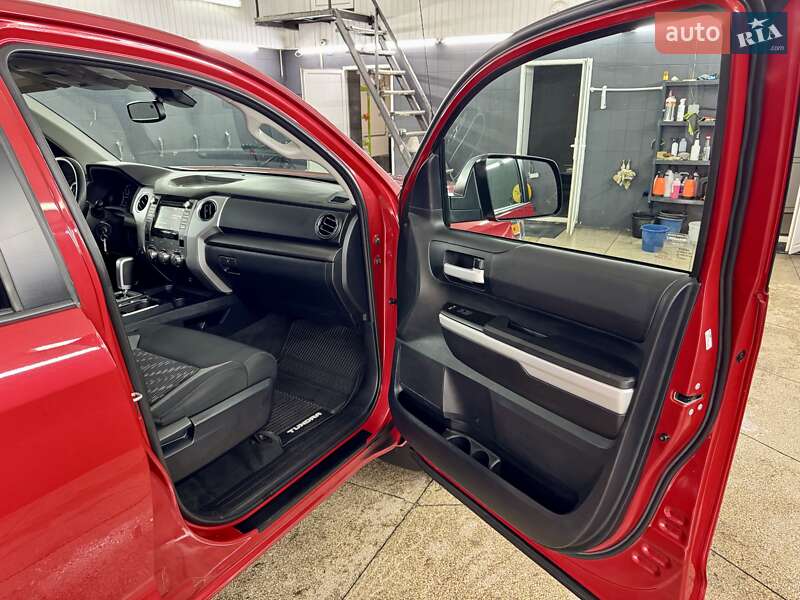 Пікап Toyota Tundra 2018 в Дніпрі