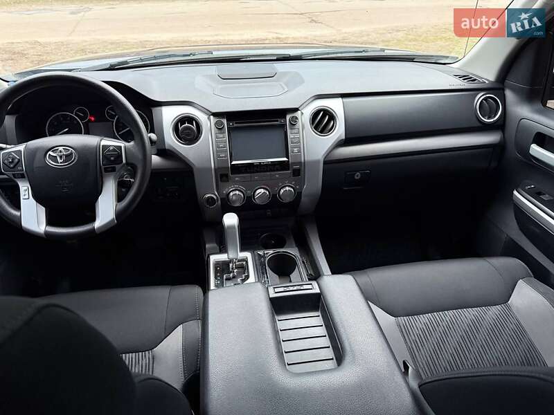 Пікап Toyota Tundra 2015 в Прилуках