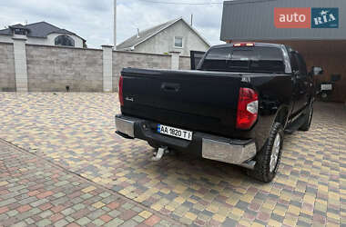 Пикап Toyota Tundra 2016 в Ужгороде