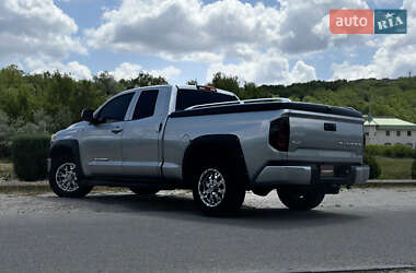 Пикап Toyota Tundra 2014 в 