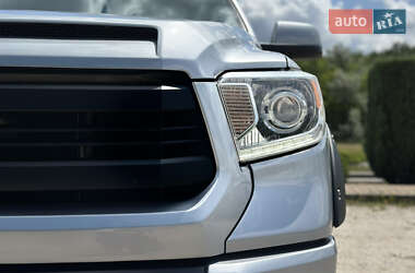 Пикап Toyota Tundra 2014 в 