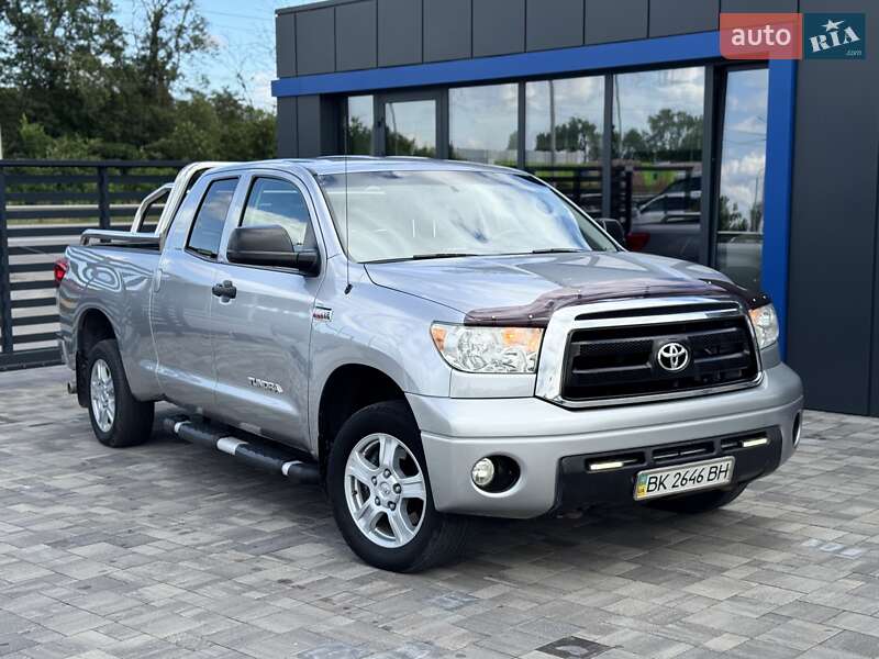 Toyota Tundra 2013