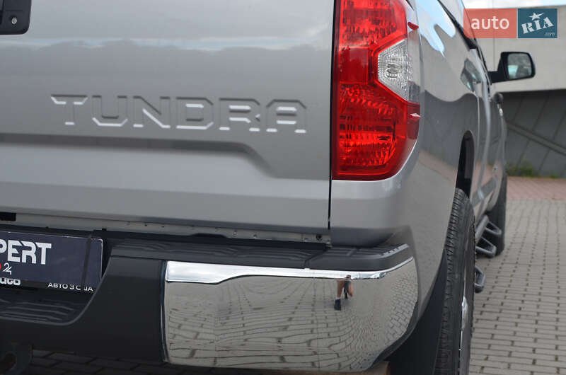 Пикап Toyota Tundra 2017 в Львове