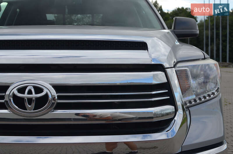 Пикап Toyota Tundra 2017 в Львове